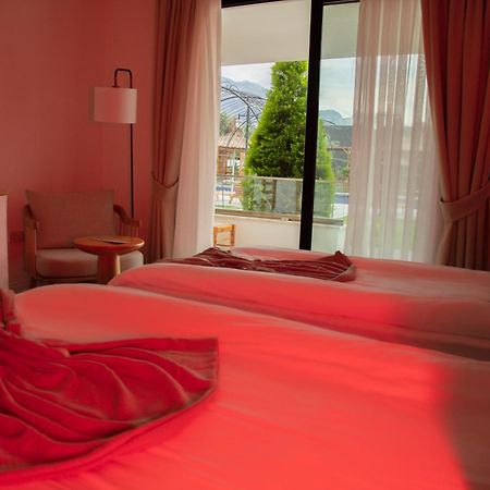 Palmonte Suites Hotel & Spa Karavas  Buitenkant foto