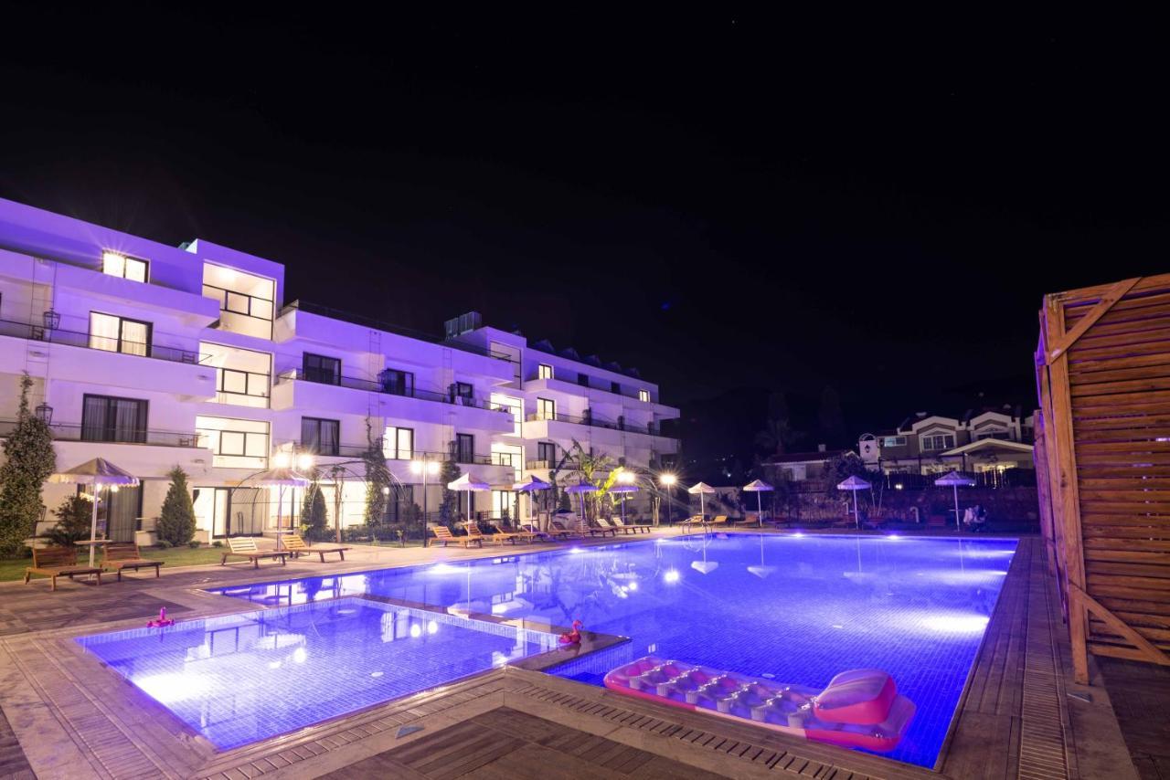 Palmonte Suites Hotel & Spa Karavas  Buitenkant foto